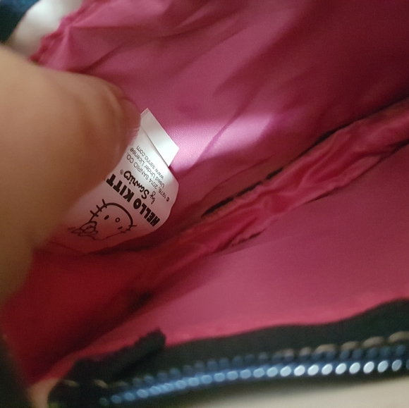 Hello Kitty purse - Picture 5 of 6